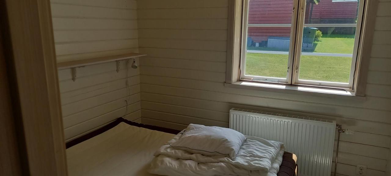Vackert Belaegen Laegenhet I Gesunda Appartement Solleron Buitenkant foto