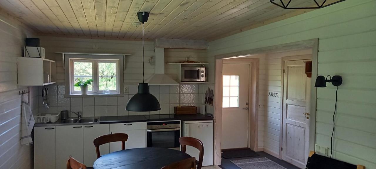 Vackert Belaegen Laegenhet I Gesunda Appartement Solleron Buitenkant foto