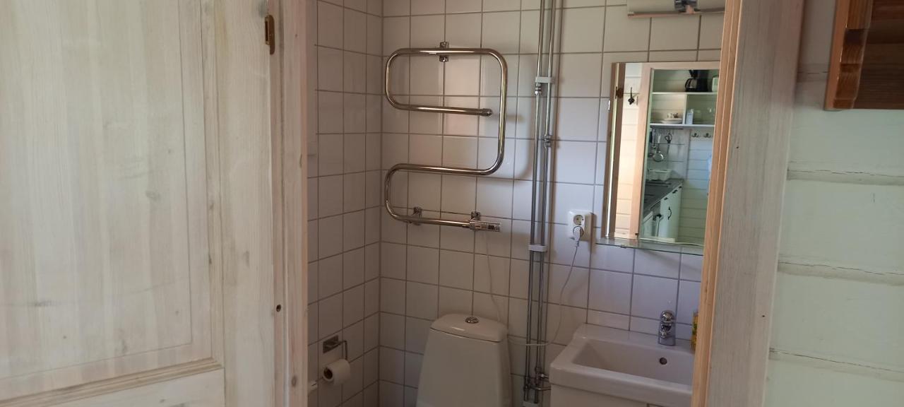 Vackert Belaegen Laegenhet I Gesunda Appartement Solleron Buitenkant foto